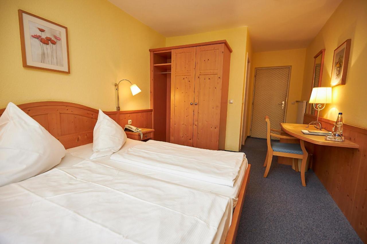 Gasthof-Hotel Zur Post Samerberg Bagian luar foto
