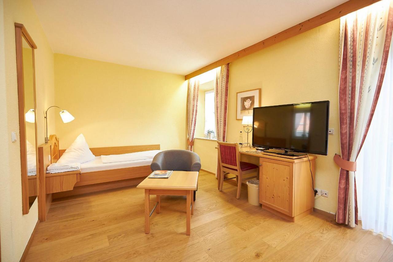 Gasthof-Hotel Zur Post Samerberg Bagian luar foto