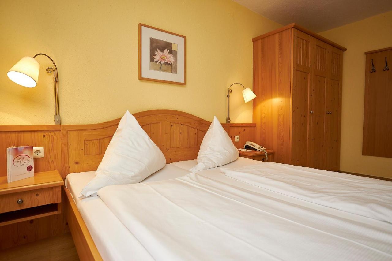 Gasthof-Hotel Zur Post Samerberg Bagian luar foto